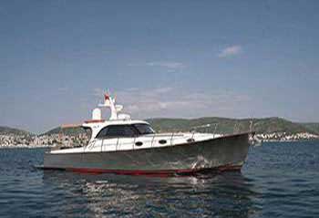 Lady B Motor Yacht